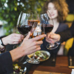 alcohol and oral health, alcohol and tooth decay, drinks with friends
